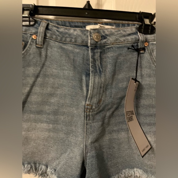 Almost Famous Light Blue Jean Shorts - Picture 2 of 9
